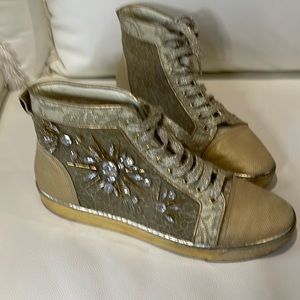 Rene Caovilla size 9 gold